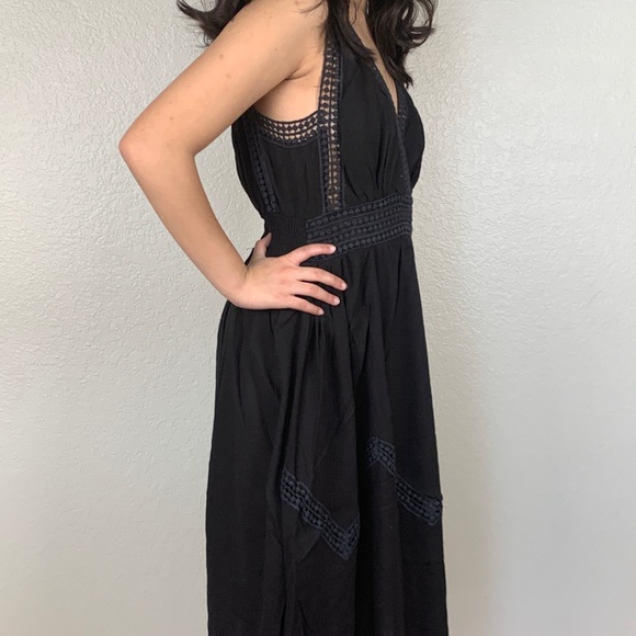 Black Cotton Dress - Picture 5 of 8